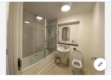 Central Milton Keynes Hub One Bedroom Secured Apartment Exterior foto